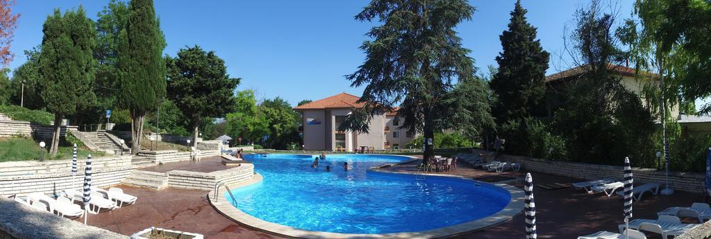 Bisser Hotel - Free Parking - Free Pool Access Balchik Exterior foto